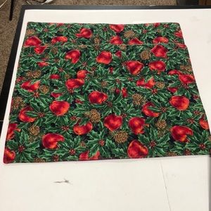 Set of 2 apple and pinecone placemats